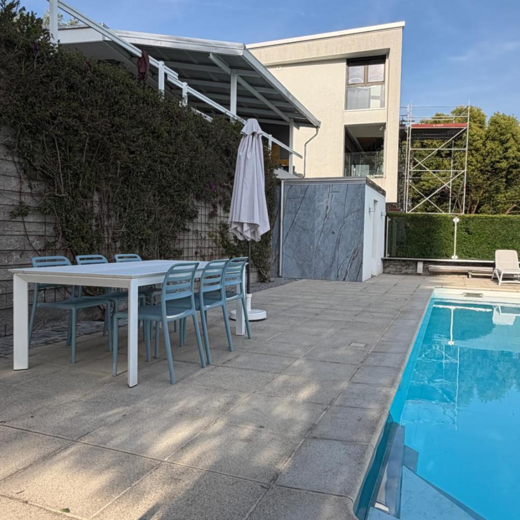 Image 86 - Veralto - Modern Suite with Como Lake view