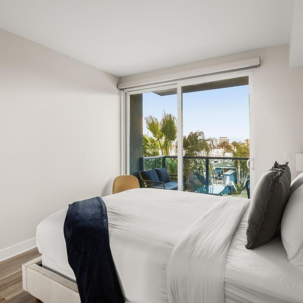 Photograph of Modern Marina View Apt Walk to Beach & Dining