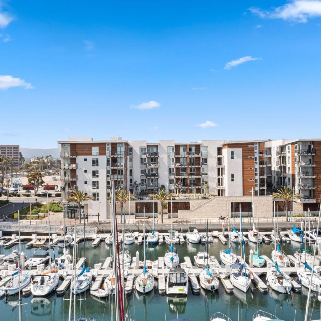 Photograph of Modern Marina View Apt Walk to Beach & Dining