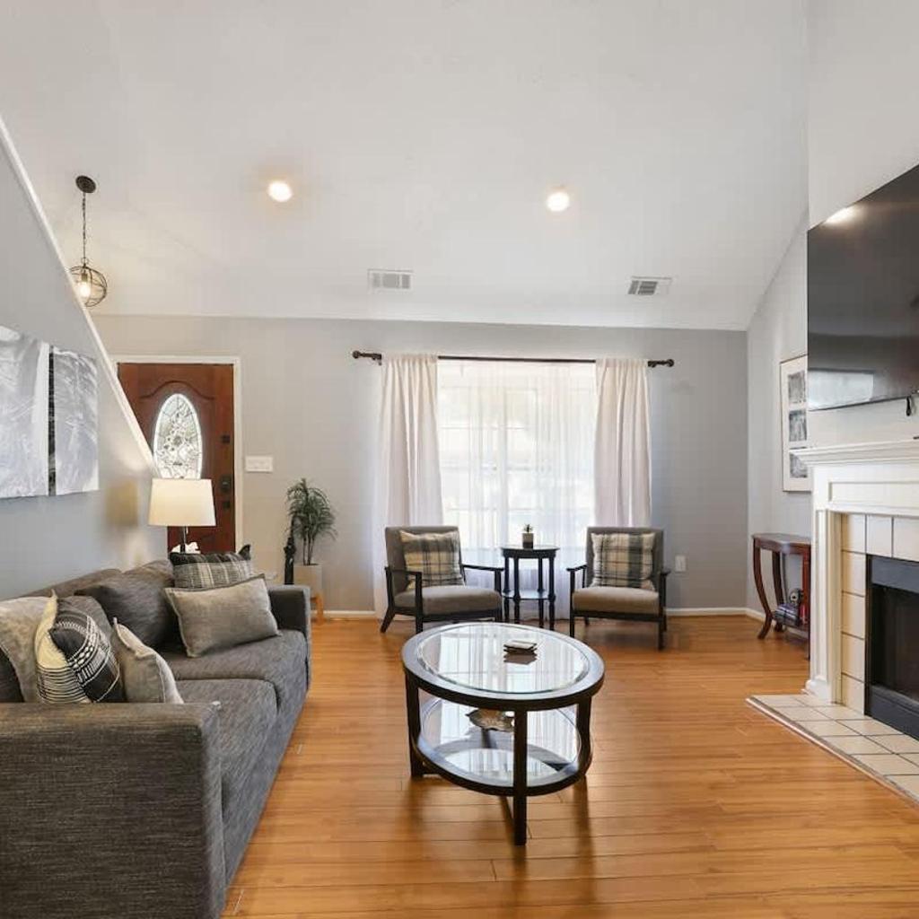 Photograph of Midtown Savannah Gem Quiet and Close to Everything
