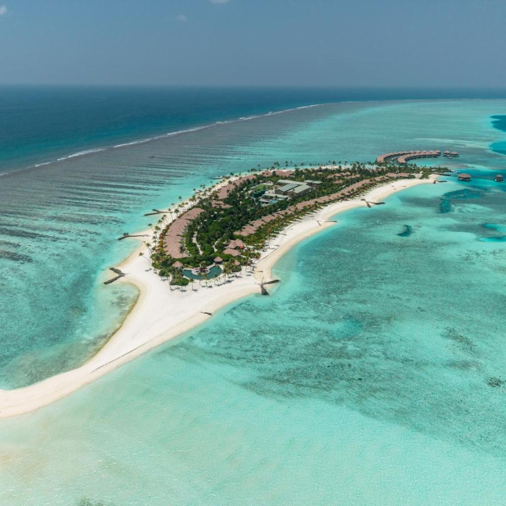 Melia Whale Lagoon Maldives, image 1 of 6