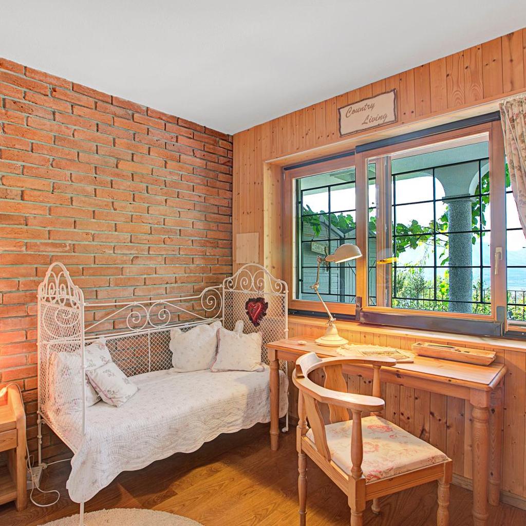 Image 14 - Locarno Area: Quiet Lake view escape 1 - Happy Rentals