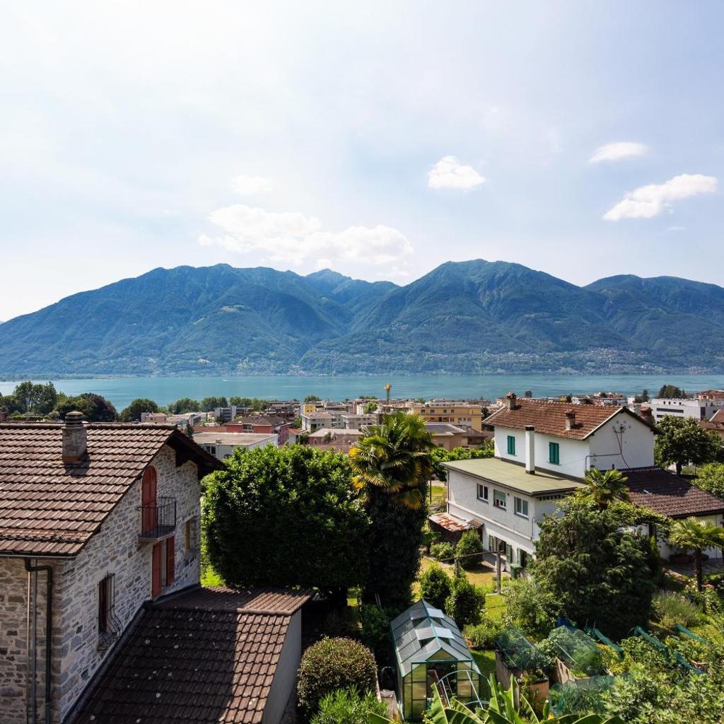 Image 21 - Locarno Area: Quiet Lake view escape 1 - Happy Rentals