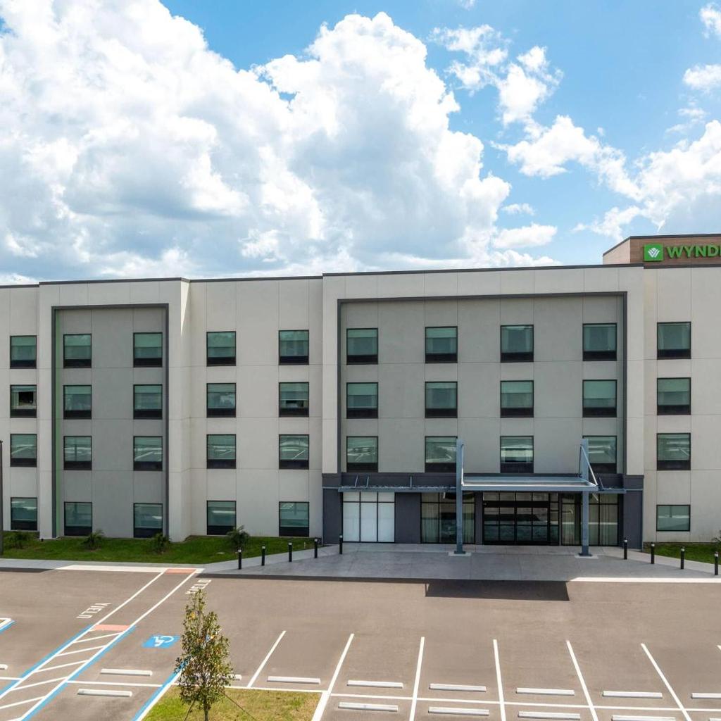 Photograph of Wyndham Garden Tampa Fairgrounds/Casino