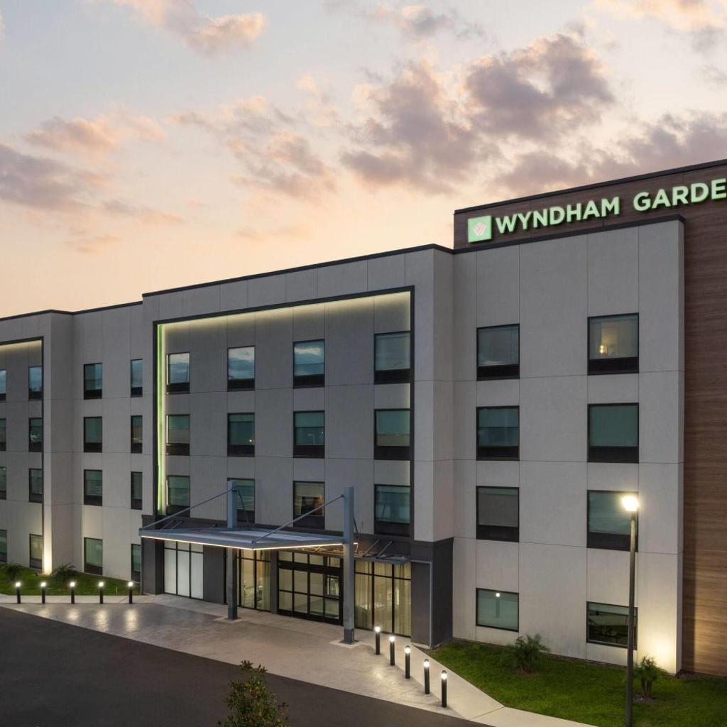 Photograph of Wyndham Garden Tampa Fairgrounds/Casino