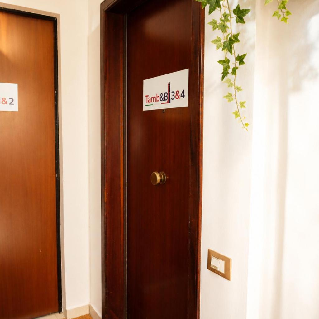 Photograph of TAMB&B 3 Deluxe Double Room with Private Bathroom - Camera Deluxe Matrimoniale con bagno privato