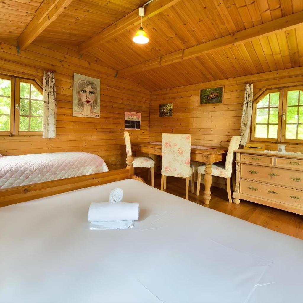 Image 27 - Locarno Area: Quiet Lake view escape 2 - Happy Rentals