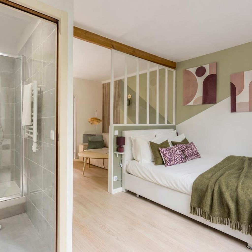 Photograph of S-O Elegant Cozy Cocoon in Paris 6,5