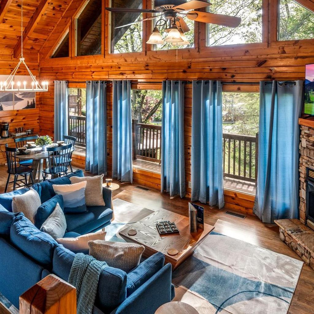 Photograph of Romantic Smoky Mountain Cabin with Hot Tub, Scenic Views & Game Loft near Pigeon Forge, Tennessee