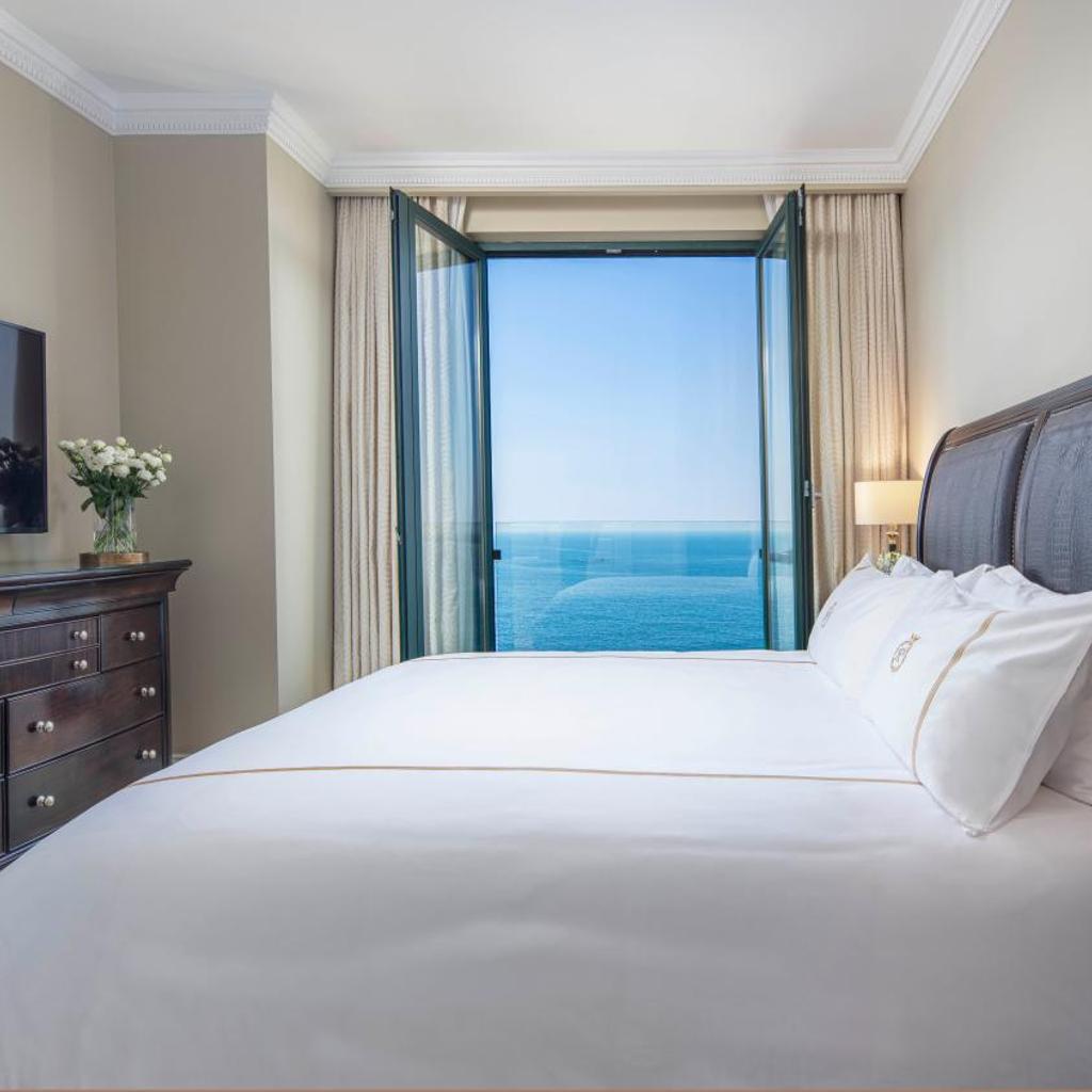 Royal Princess Hotel — 