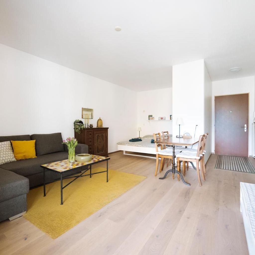 Image 1 - Minusio, Casa Gottardo - nahe Zentrum Locarno und See Lago Maggiore, mit Balkon und Parkplatz