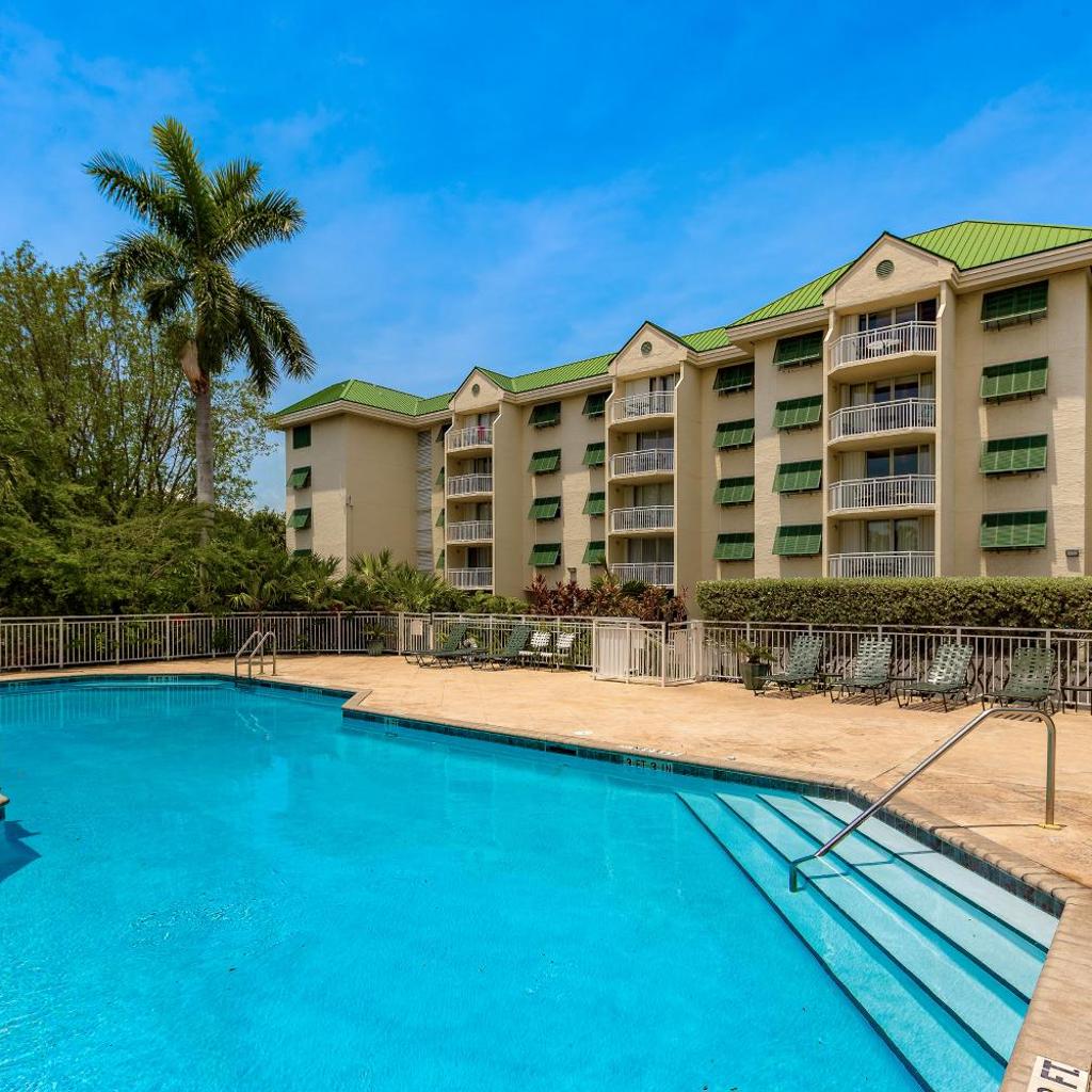 Photograph of KWSS108 Sunrise Suites - Martinique Suite 108