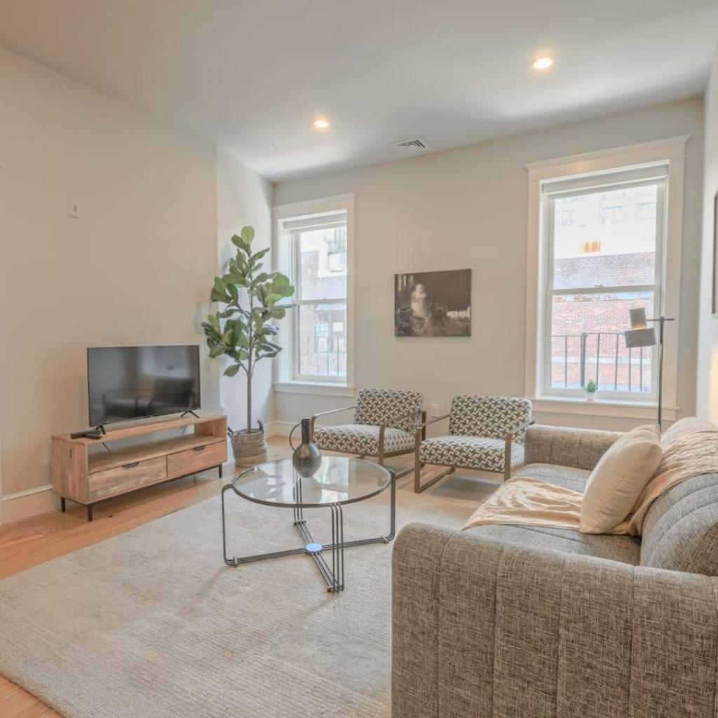 Photograph of Stylish 1BR Newbury St Boston