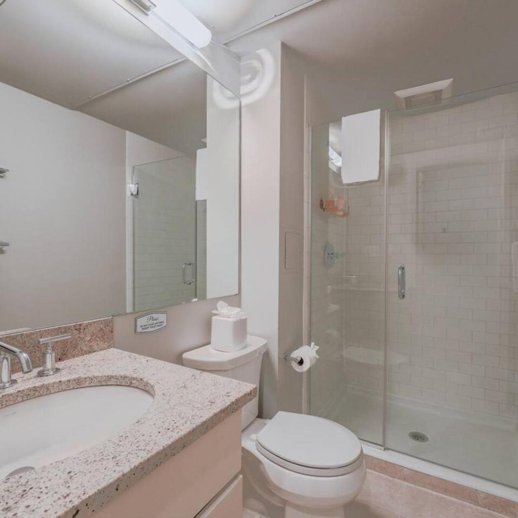Photograph of Spacious 1bed 1bath in Back Bay