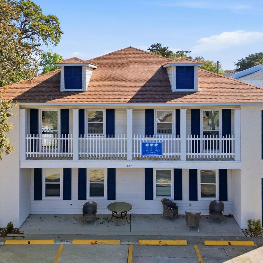 Photograph of Seabreeze Retreat Modern Home Walk to Beach