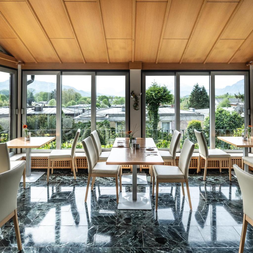 Hotel Haus Arenberg — 