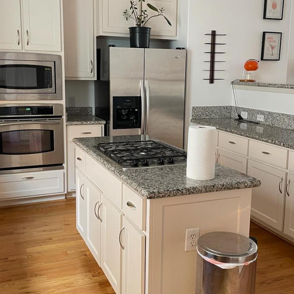 Photograph of 3 bedroom home at the heart of Washington Ave