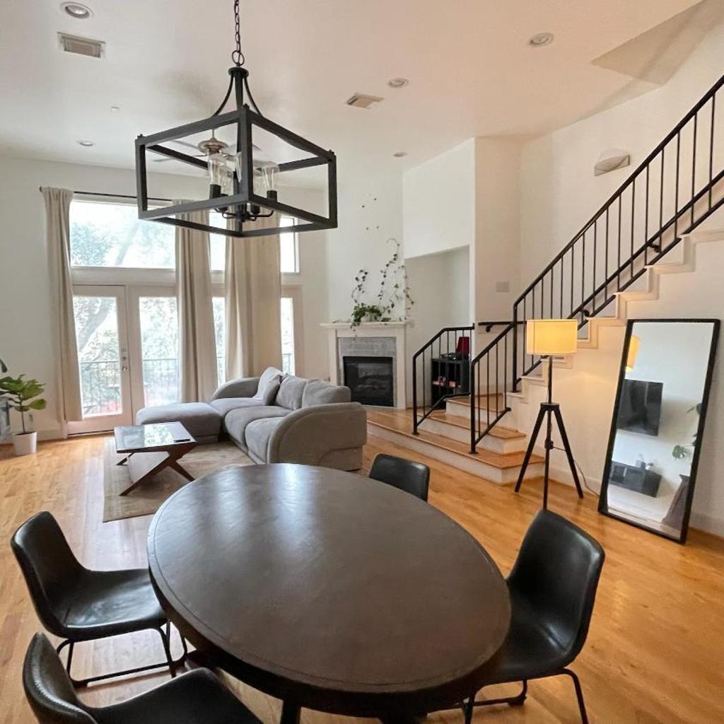 Photograph of 3 bedroom home at the heart of Washington Ave