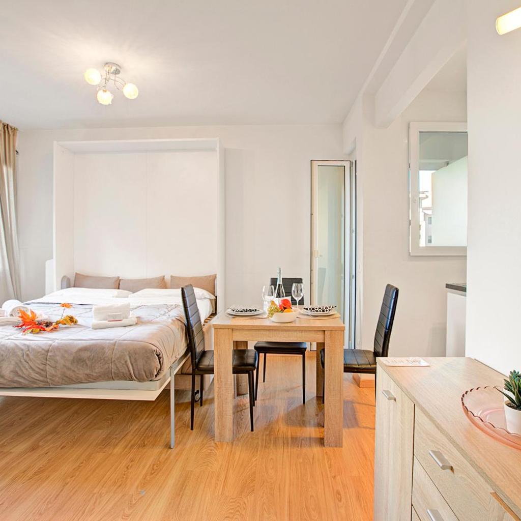 Image 11 - Lean Home - Happy Rentals