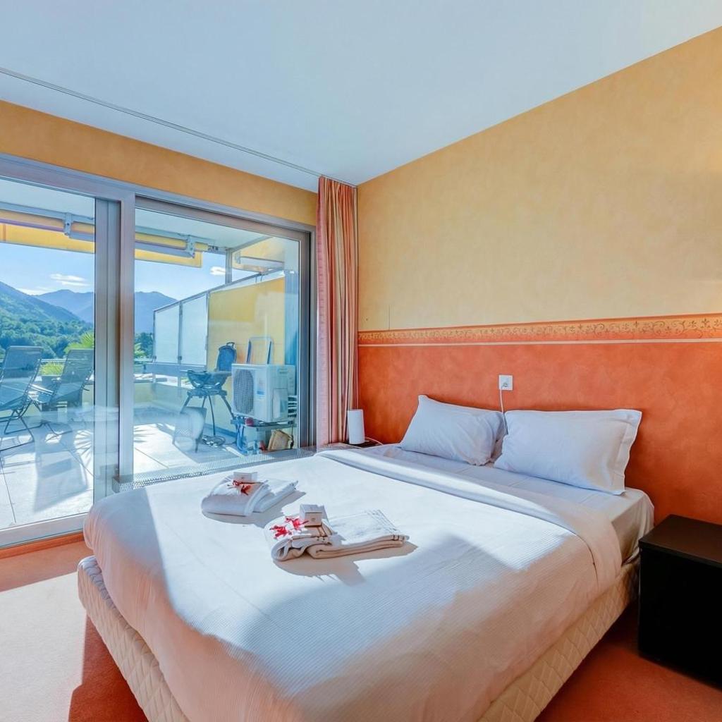 Image 8 - Panorama Maggiore Apartment- Happy Rentals
