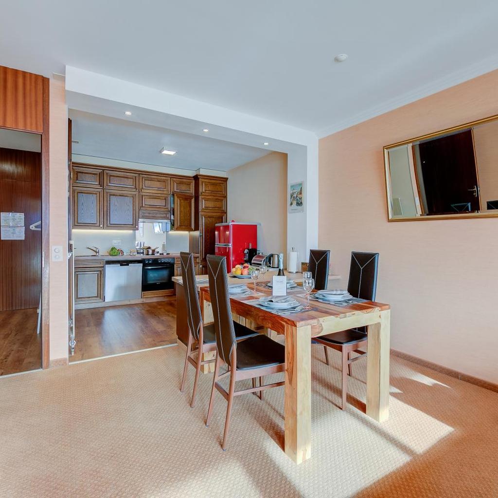 Image 5 - Panorama Maggiore Apartment- Happy Rentals