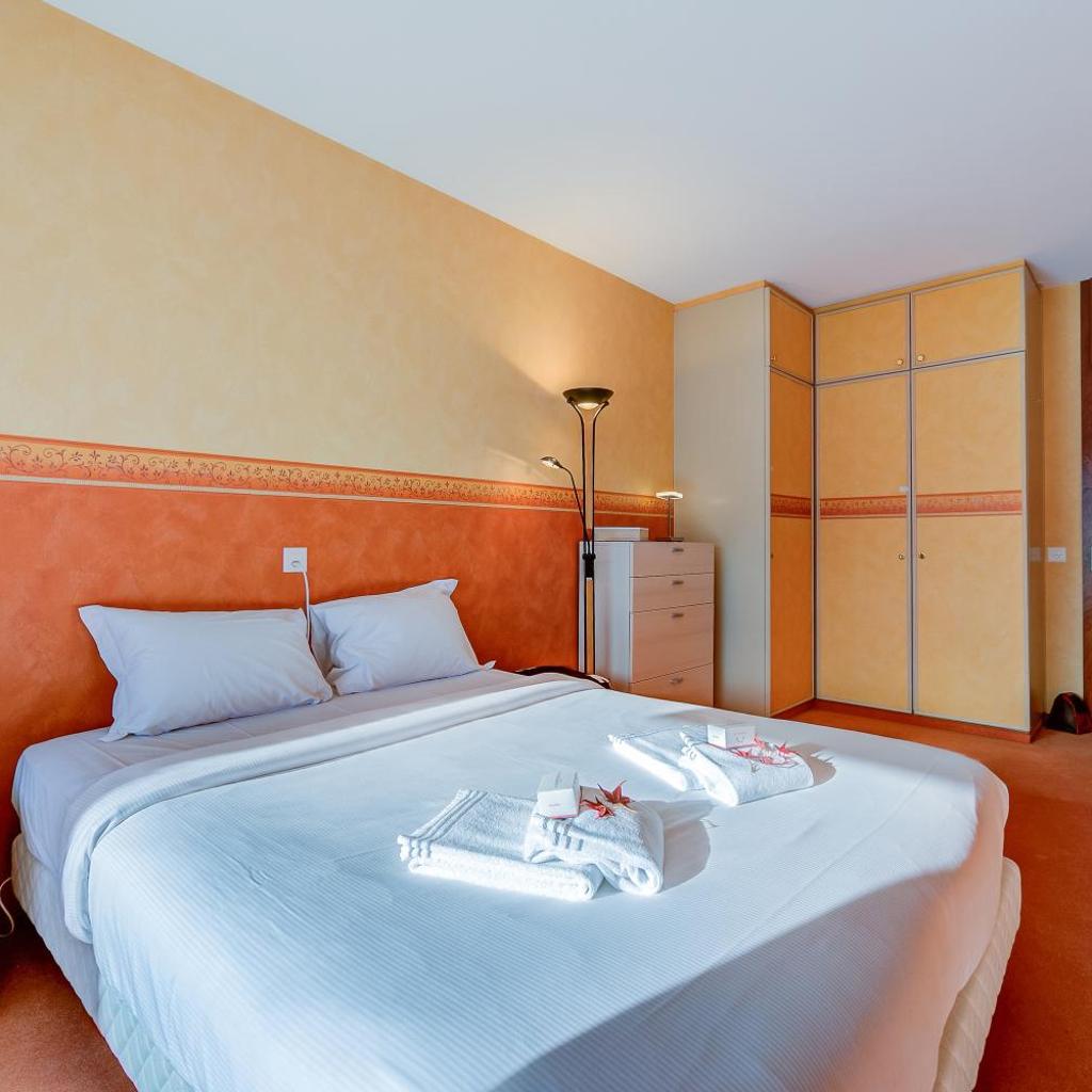 Image 16 - Panorama Maggiore Apartment- Happy Rentals