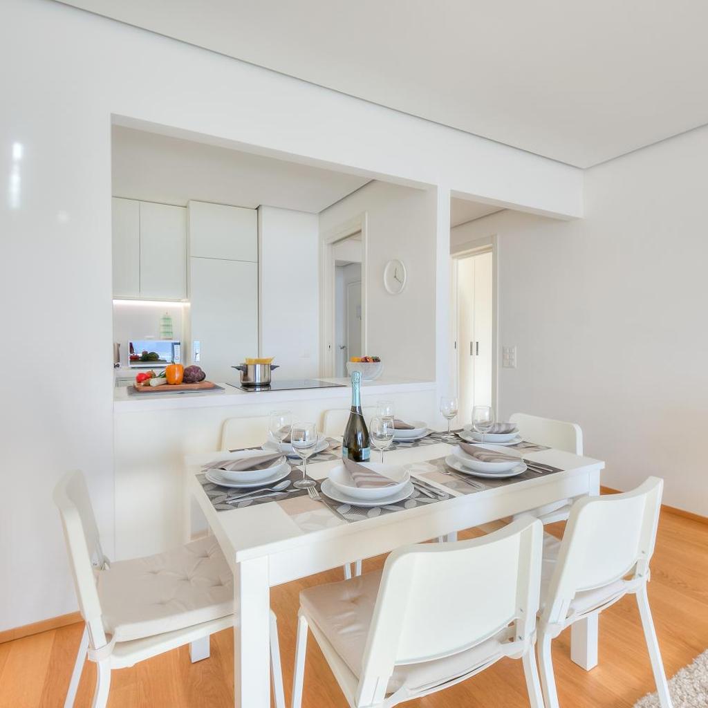 Image 3 - Honeymoon with Stunning View - Happy Rentals