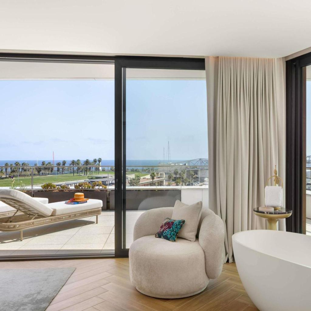 Photograph of SLS Barcelona