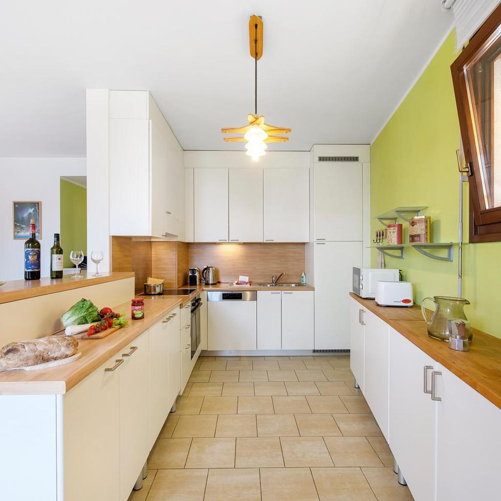 Image 6 - Casa Nova Bella with free parking - Happy Rentals
