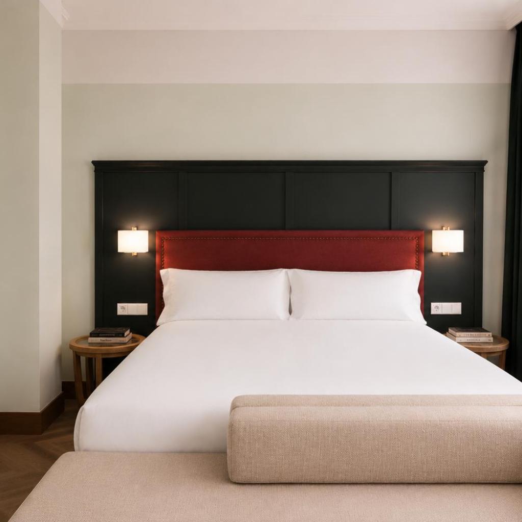 Honest Granada Hotel — 