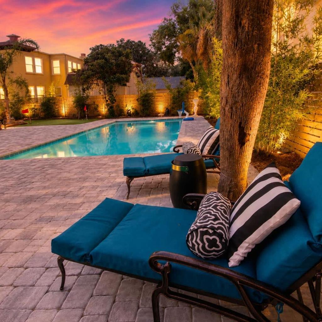 Photograph of The Gatsby Mansion Heated Pool Heart of Town