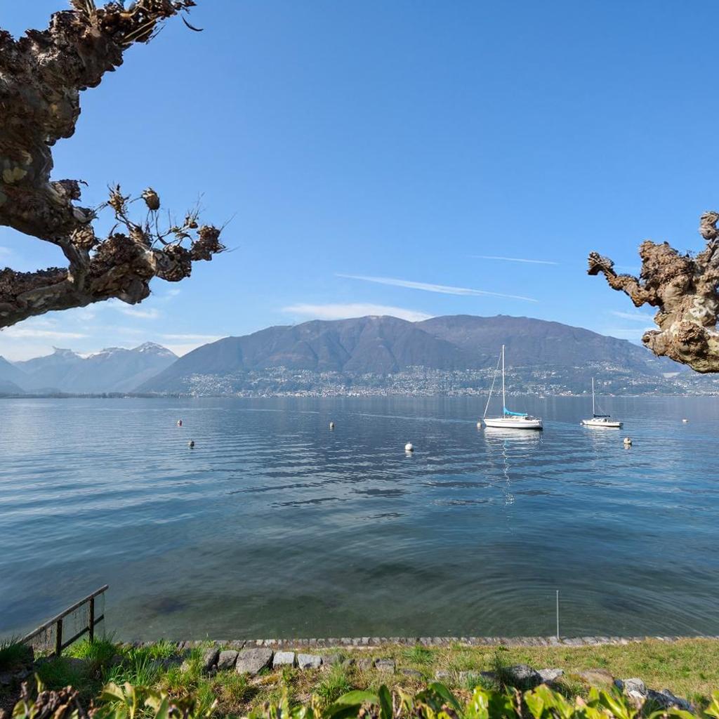 Image 13 - Garden on the lake 1 - Happy Rentals