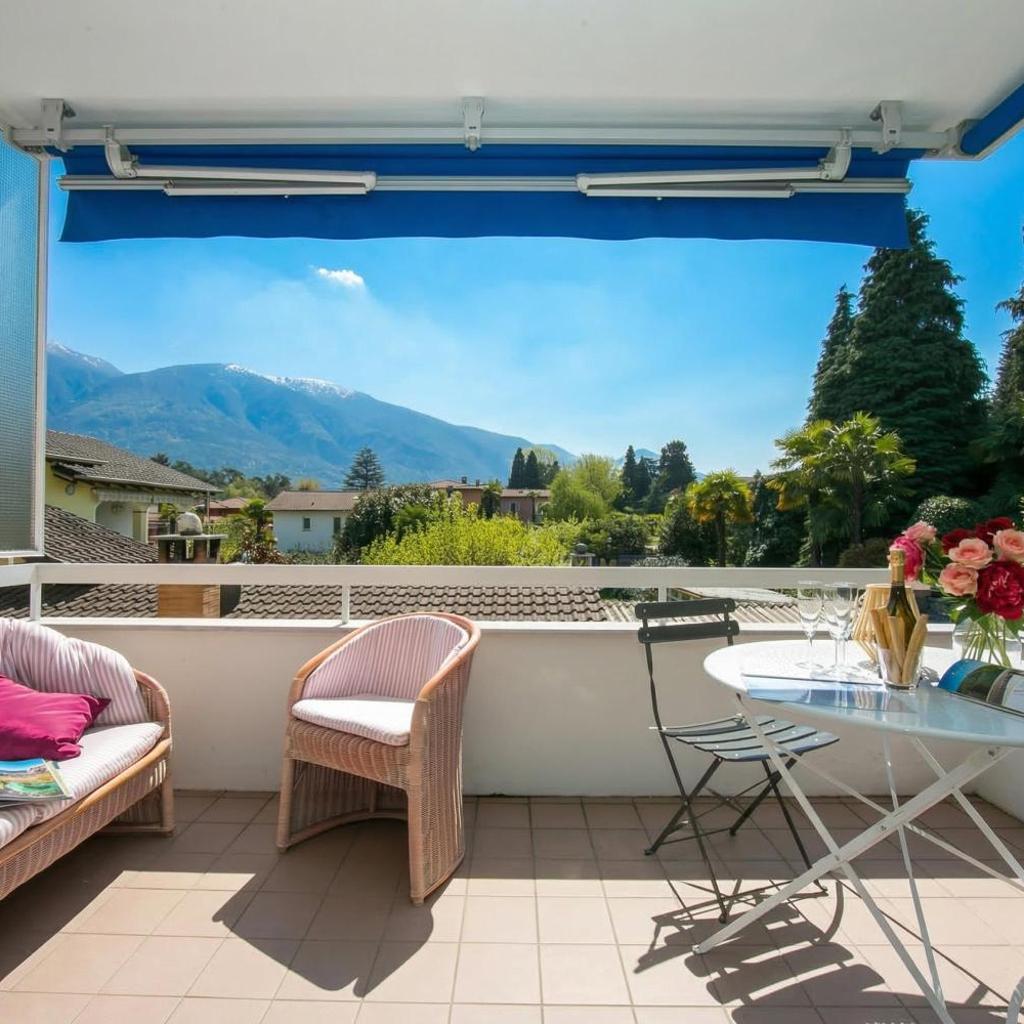 Image 1 - Charm Apartment - Happy Rentals