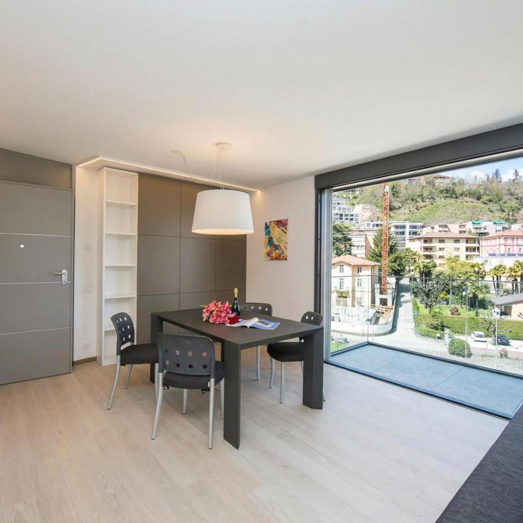 Image 1 - Urban Flat Paradiso - Happy Rentals