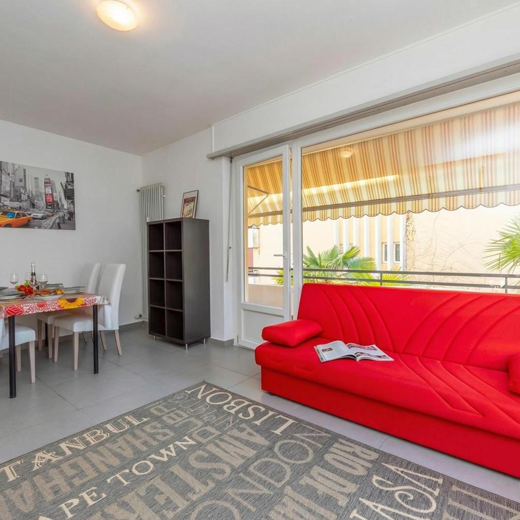 Image 12 - City Apartment - Happy Rentals