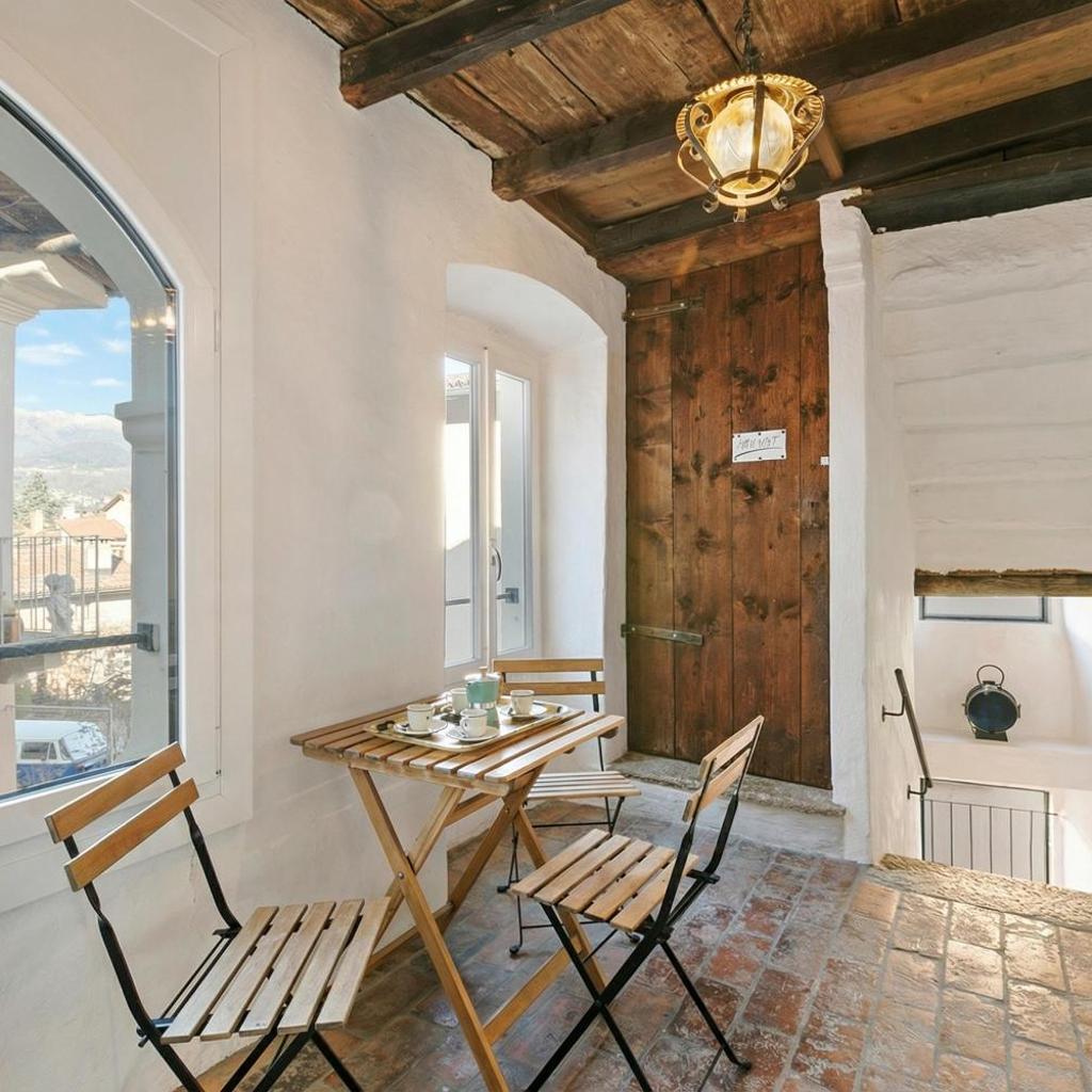 Image 11 - Historical Caslano Apartments - Happy Rentals