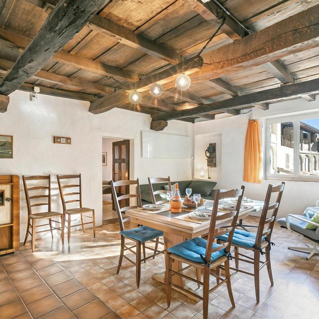 Image 16 - Historical Caslano Apartments - Happy Rentals