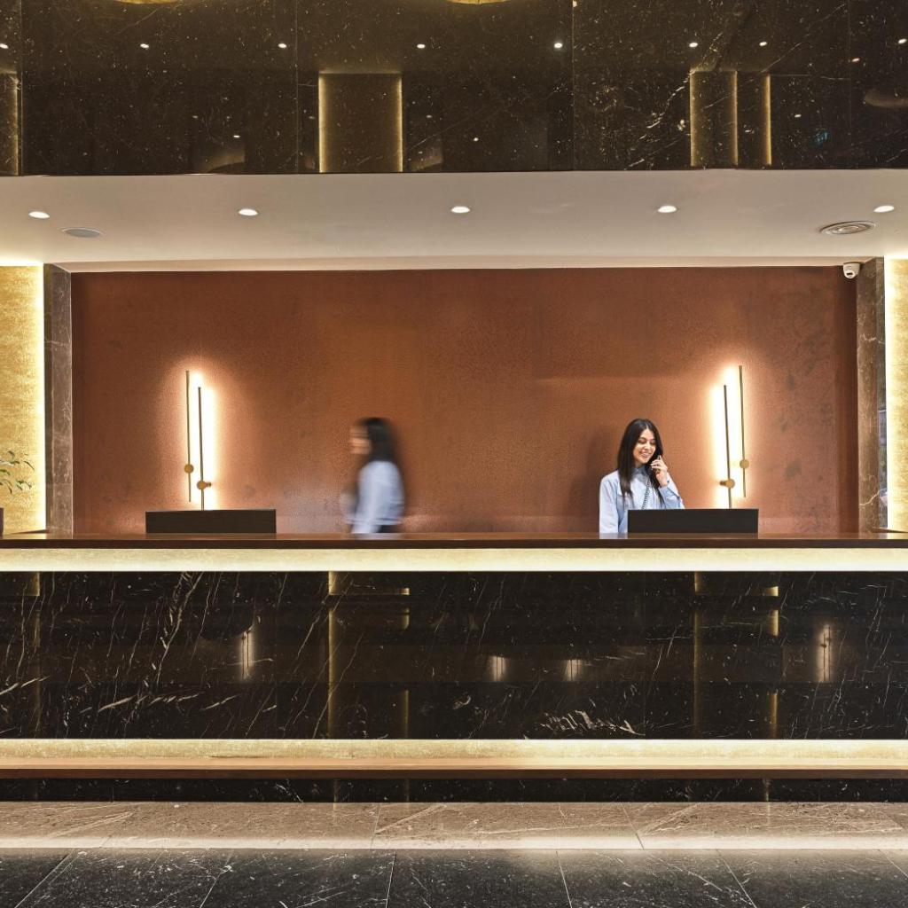 Leonardo Hotel Athens City Center — 