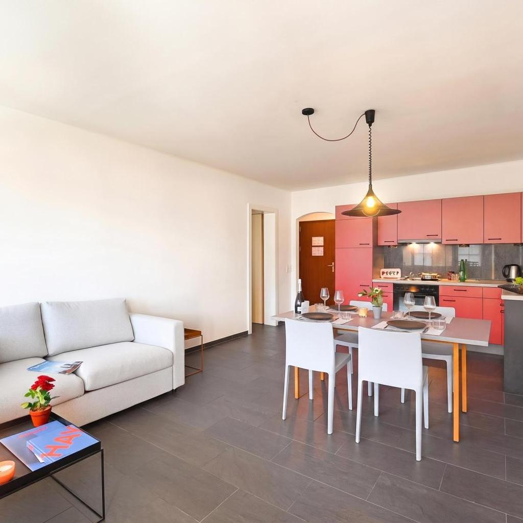 Image 6 - Malibu46 - Minusio Apt with Shared Pool & Balcony - Happy Rentals