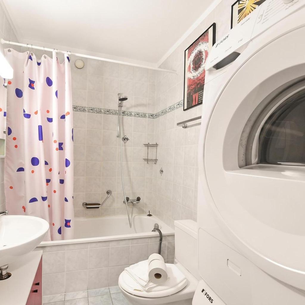 Image 9 - Malibu46 - Minusio Apt with Shared Pool & Balcony - Happy Rentals
