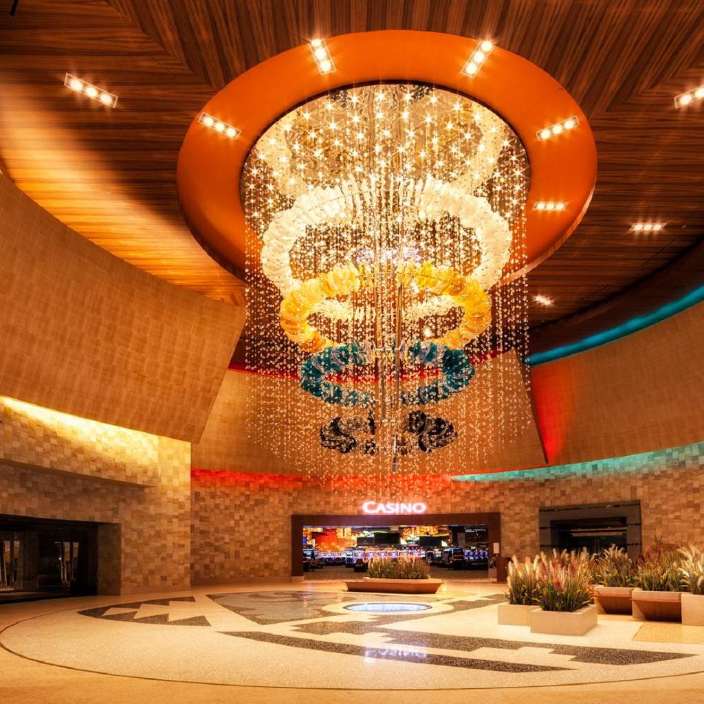 Twin Arrows Navajo Casino Resort — 