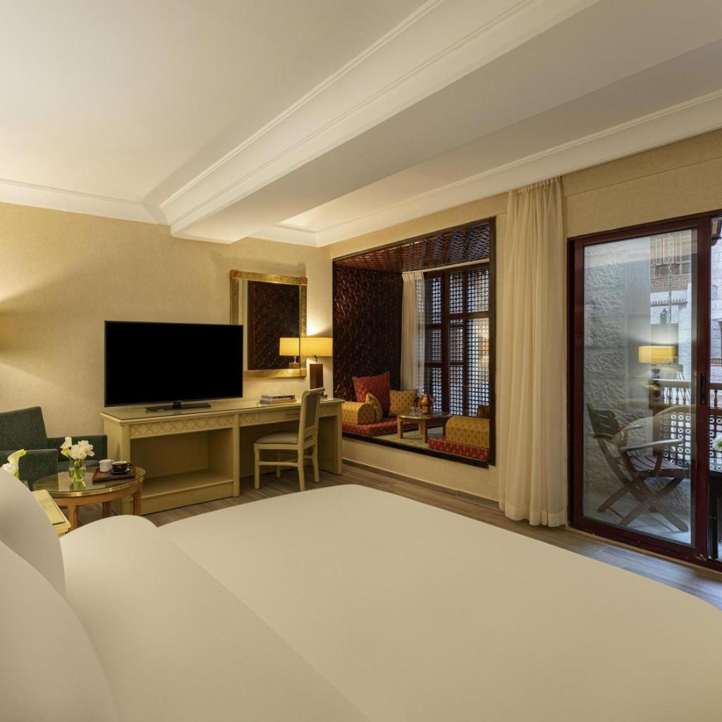 Mövenpick Resort Petra — 