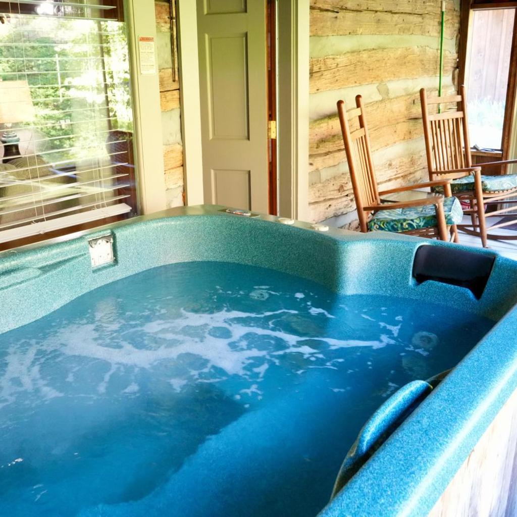 Photograph of Granny's River Retreat #458