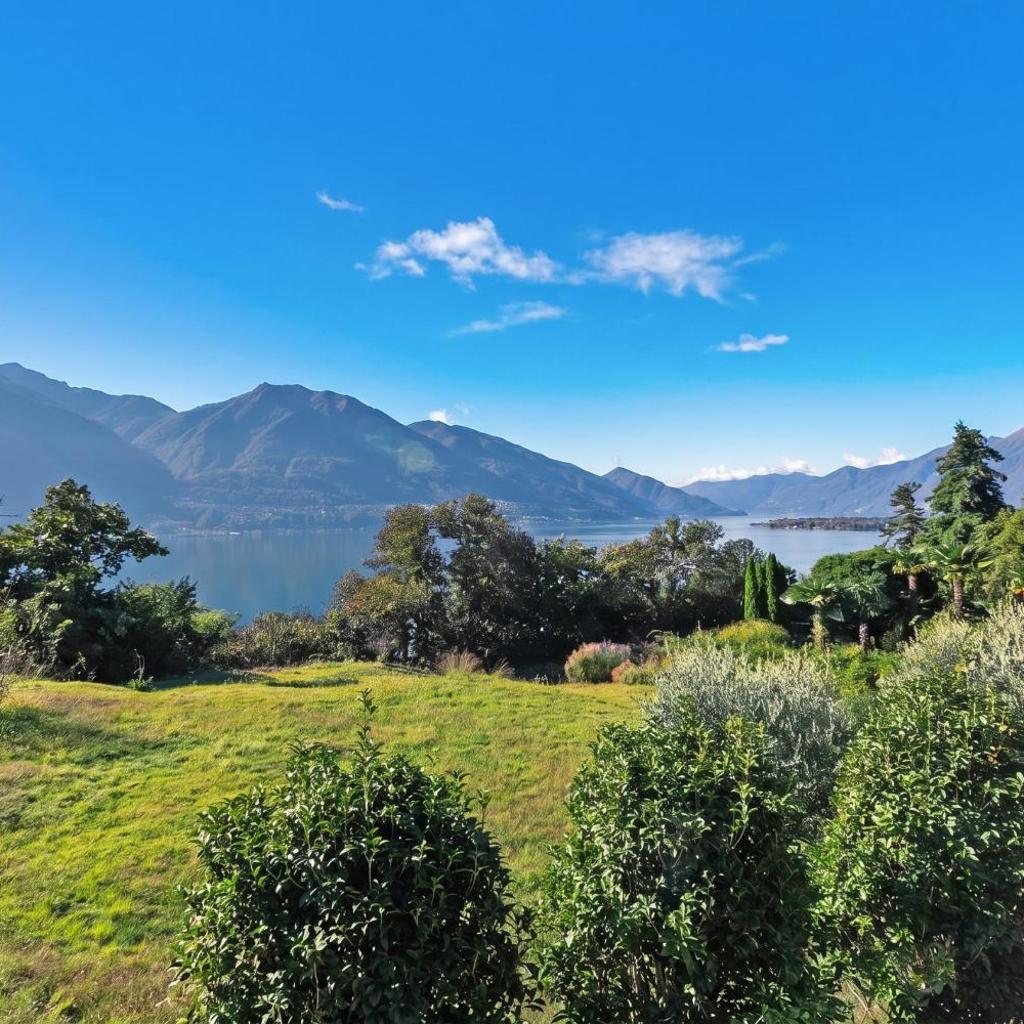 Image 35 - Villa Mondacce with Jacuzzi & Lake Views