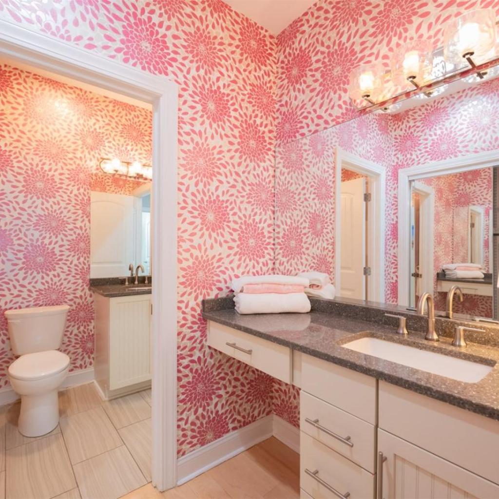 Photograph of Cg Contemporary Cabana