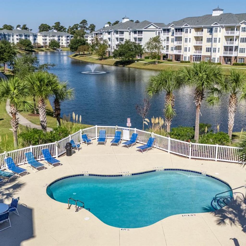 Photograph of Renovated 3BR Lakeside Pool Pet-Friendly
