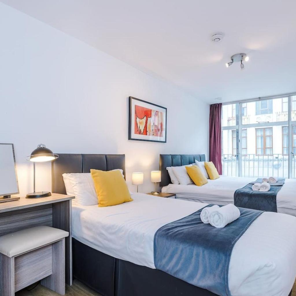Photograph of Manchester City Centre, Full Kitchen, Wi-Fi