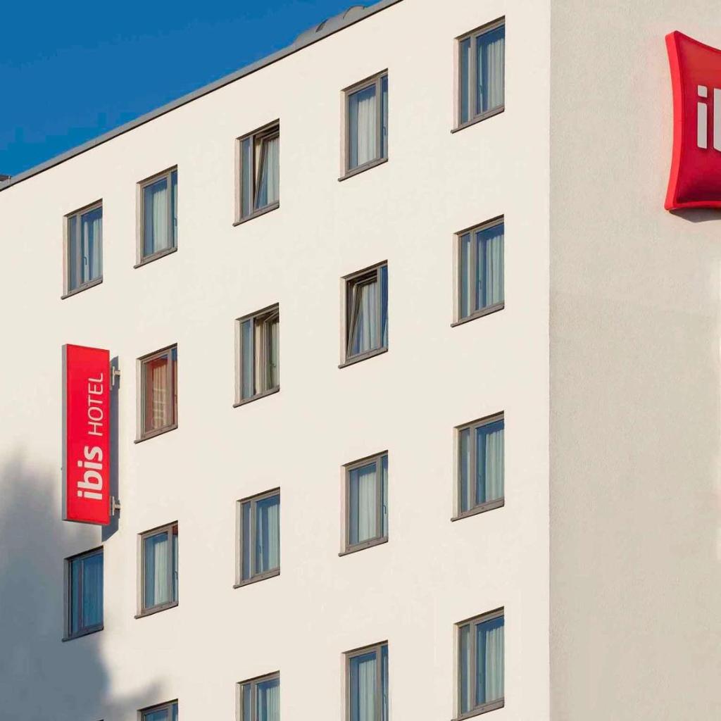 Photograph of ibis Berlin Mitte