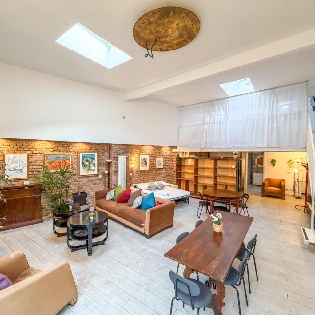 Photograph of Loreto - Duomo Milano Loft Open Space