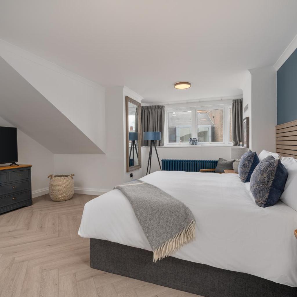 Photograph of Monarch House - Serviced Apartments - Kensington